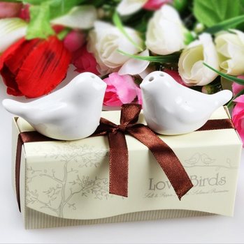 “LOVE BIRDS” 婚庆椒盐罐礼品 (5件装)