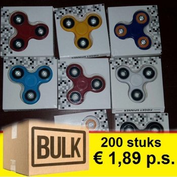 *** 大宗优惠 *** 指尖陀螺 FIDGET SPINNERS (200个)