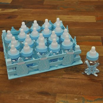 装有20个迷你奶瓶的蓝色装饰木箱